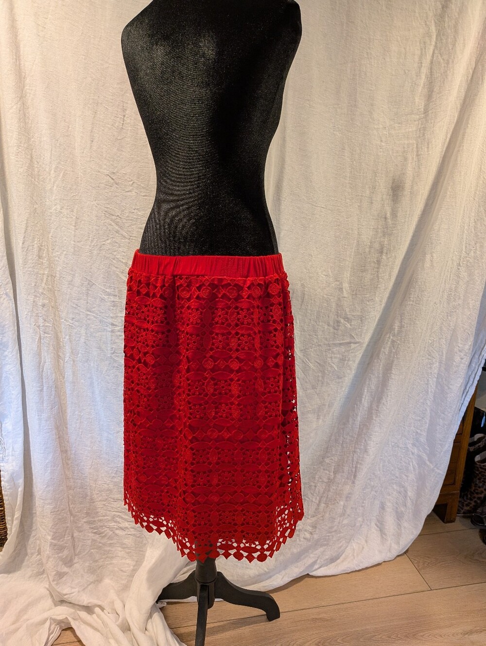 Lili's Closet/Anthropologie Red Crochet Lace Midi Skirt size XL